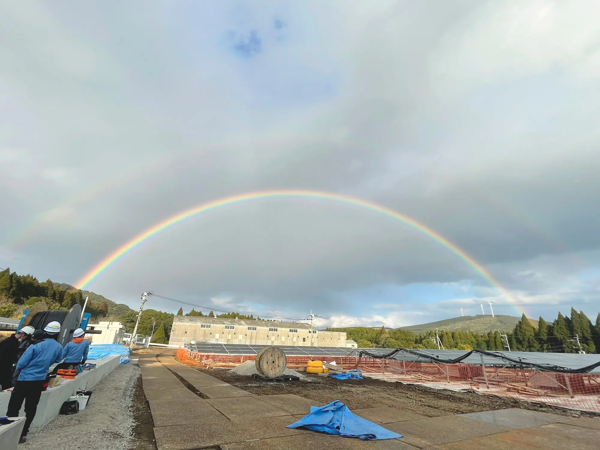 作業風景 虹
